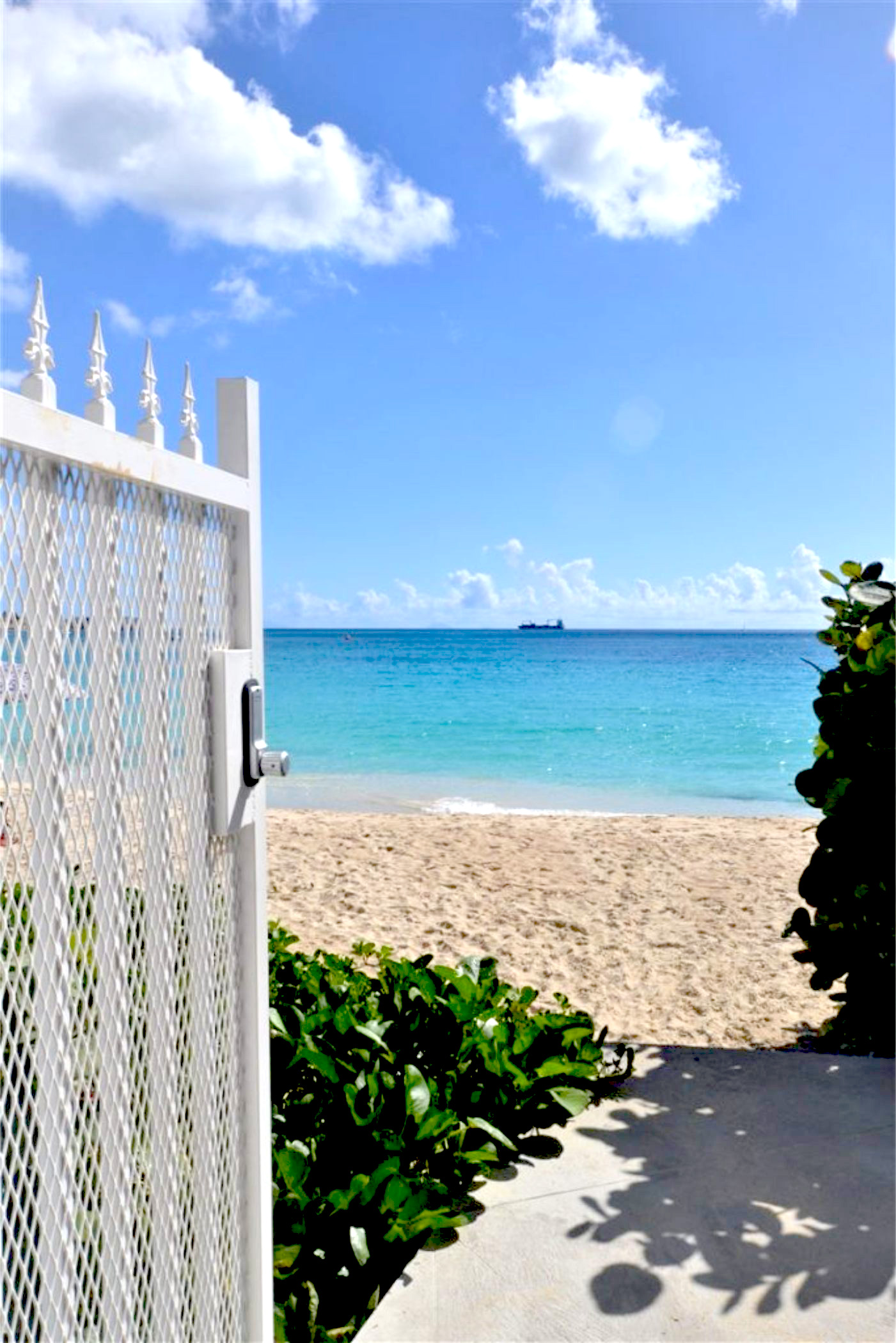 Palm Beach 1 Bedroom Simpson Bay Condo For Sale